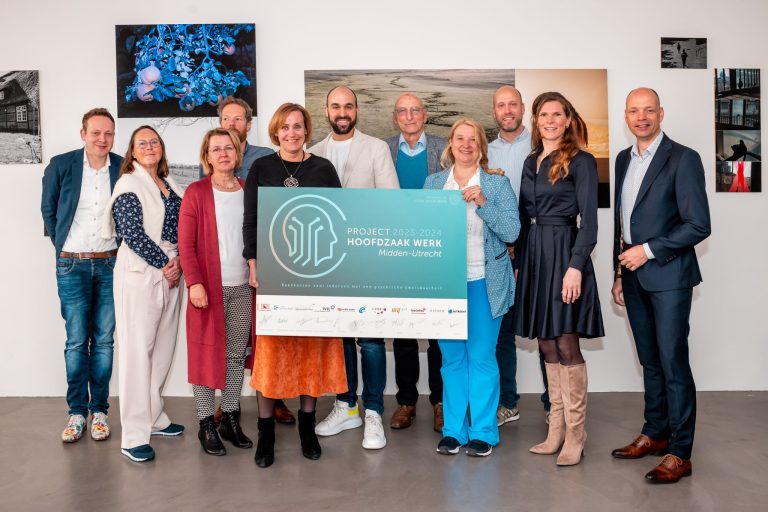 Samenwerkingspartijen tekenen convenant Hoofdzaak Werk