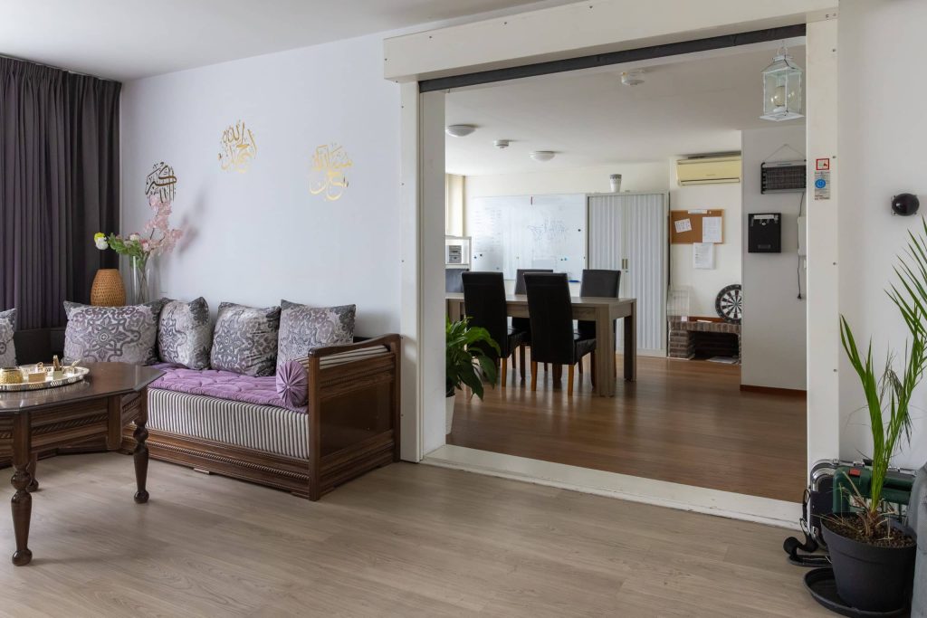 woonkamer binnen bij Daar-Na